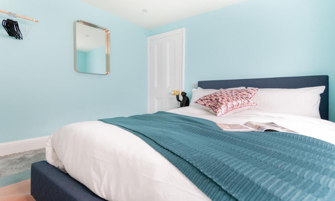لندن The Euston Square Escape - Modern And Central 4Bdr Home المظهر الخارجي الصورة